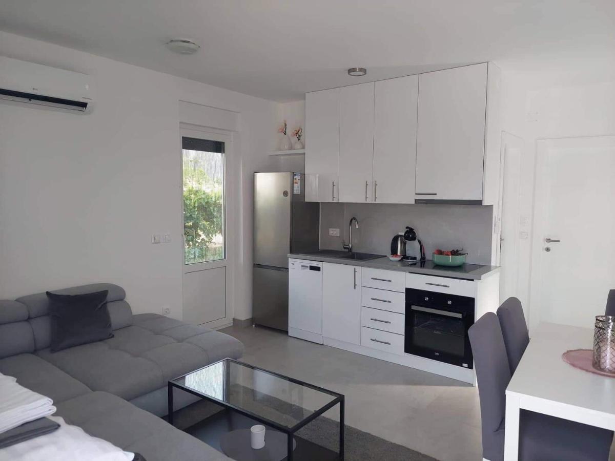 Ferienhaus Maestral - Kastel Kambelovac Kaštela Extérieur photo