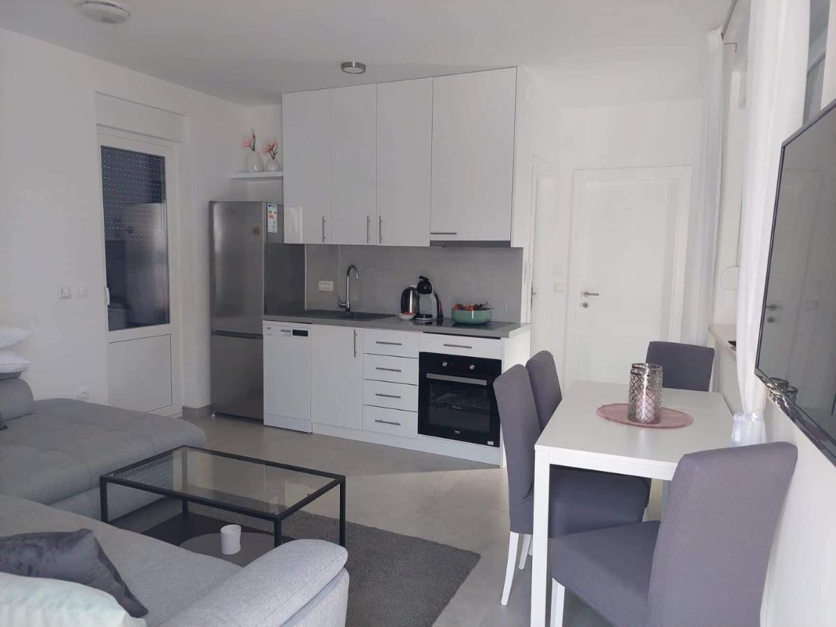 Ferienhaus Maestral - Kastel Kambelovac Kaštela Extérieur photo