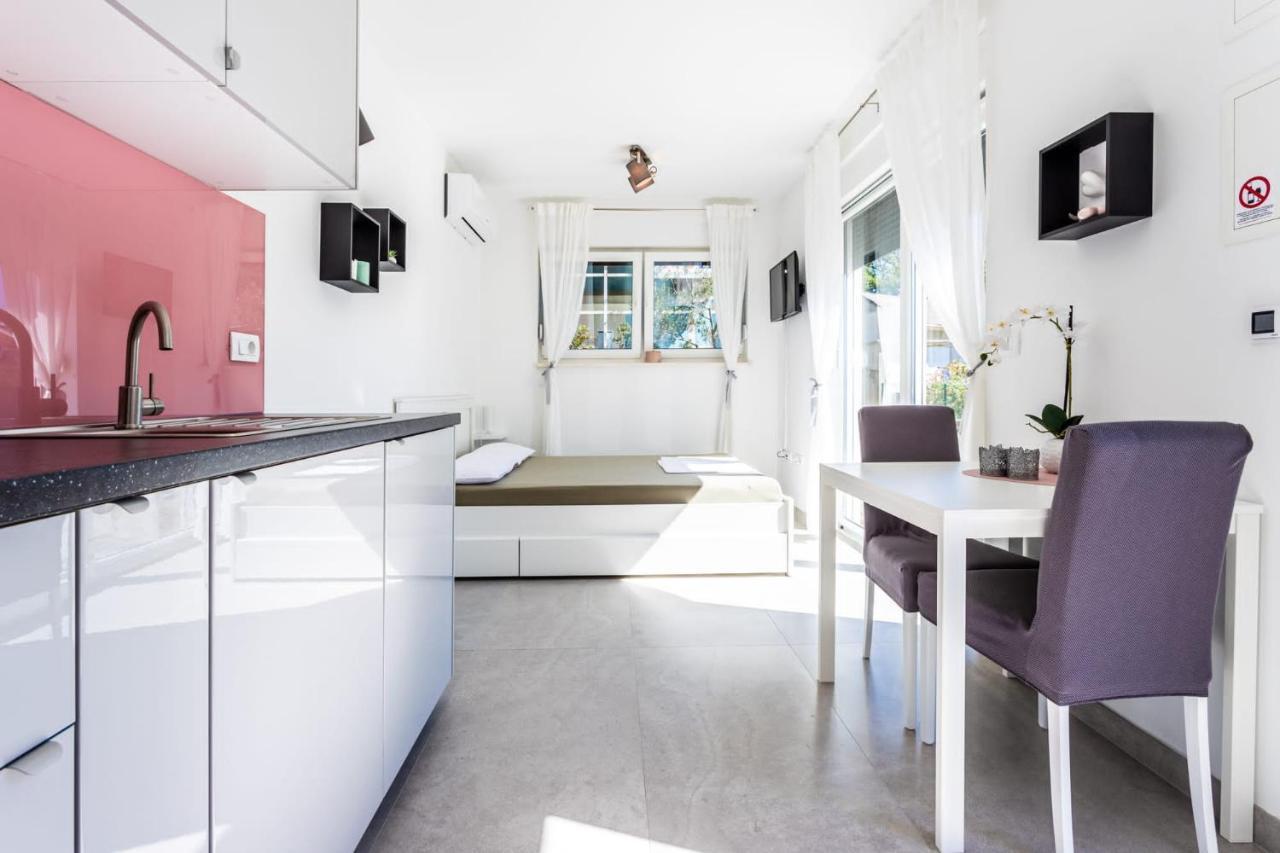 Ferienhaus Maestral - Kastel Kambelovac Kaštela Extérieur photo