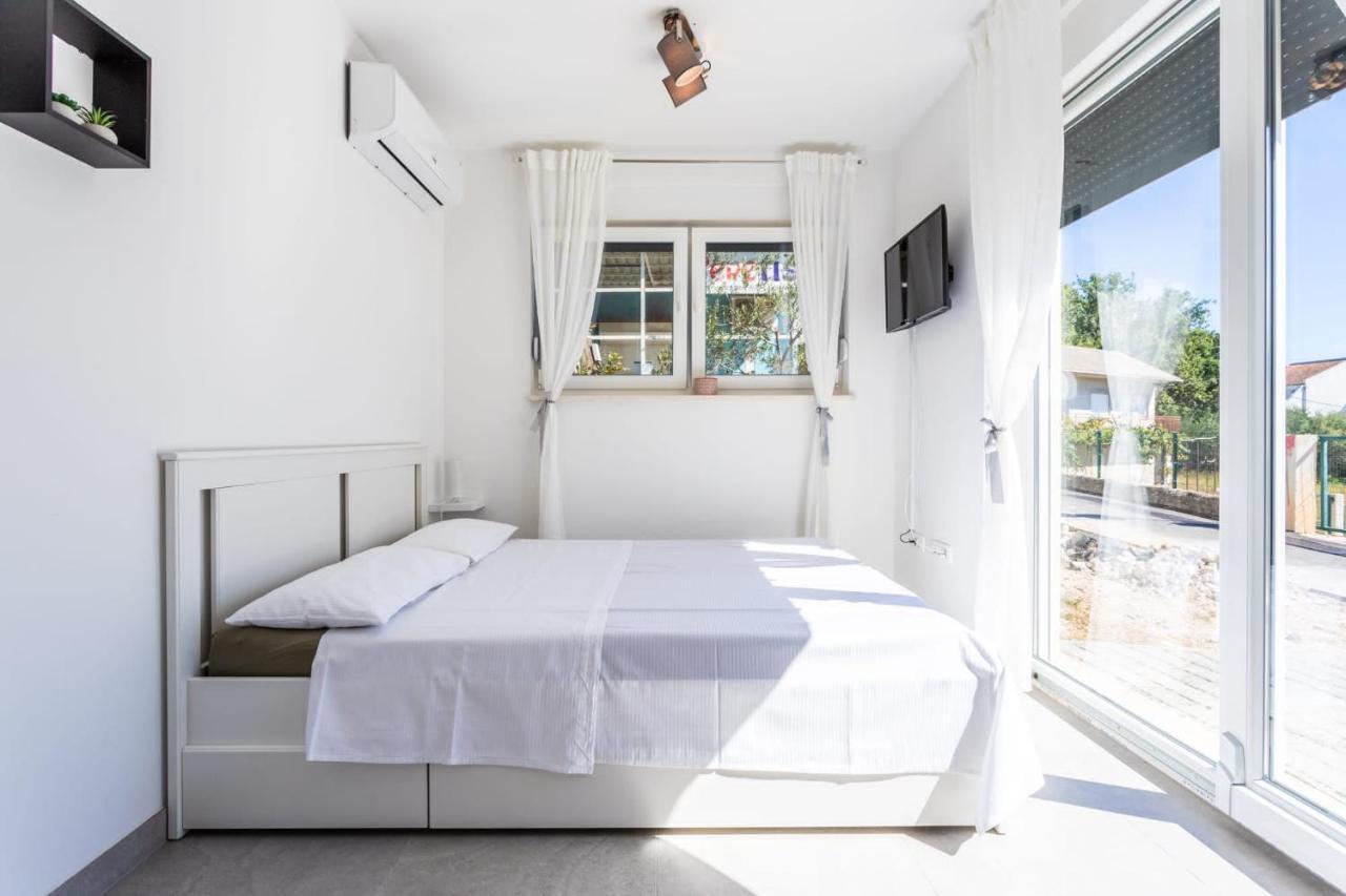 Ferienhaus Maestral - Kastel Kambelovac Kaštela Extérieur photo