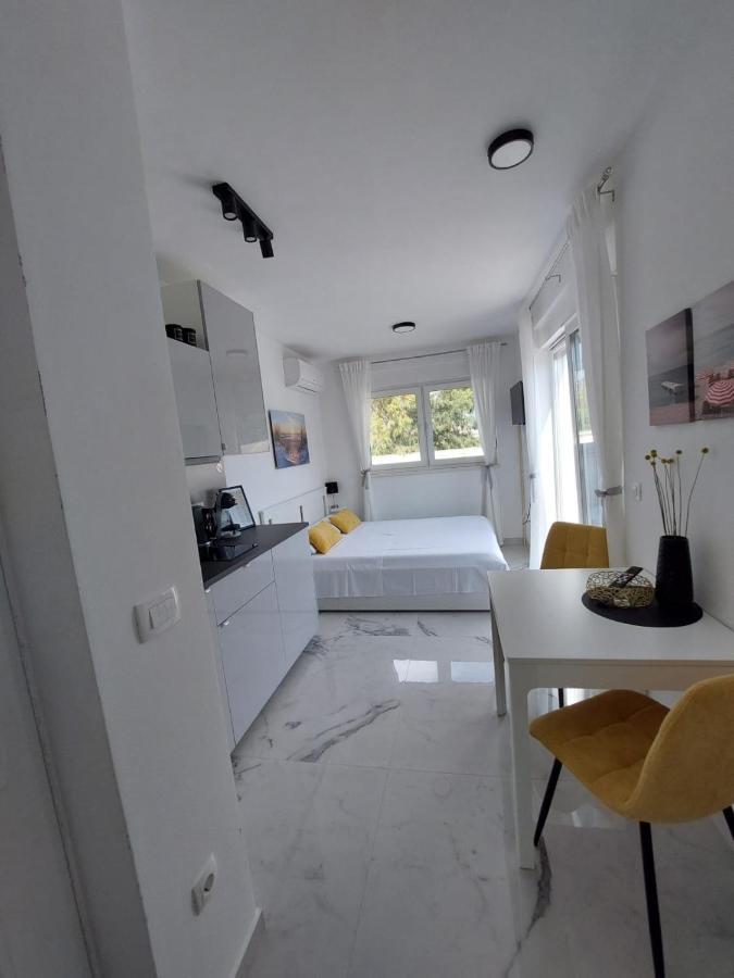Ferienhaus Maestral - Kastel Kambelovac Kaštela Extérieur photo